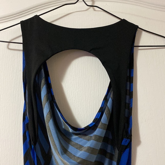 Blue and black backless dress - Picture 5 of 5